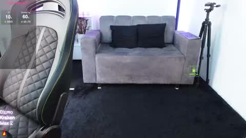 If you want me to use the Lovense please let me know  --    online show from November 16, 2025, 4:34 pm