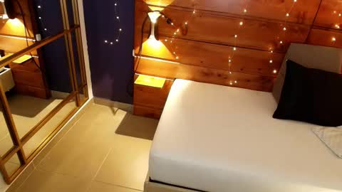 Dani online show from September 15, 2025, 10:59 am