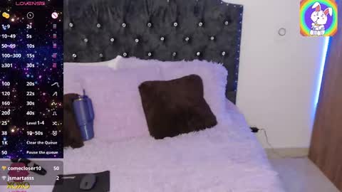    t  online show from February 5, 2025, 3:55 am