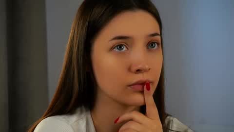 Lucy online show from March 4, 2025, 4:17 am