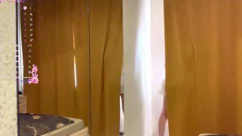 Snapshot of maidacompston chatting on September 28, 2025, 9:14 am Elina online show from September 28, 2025, 9:14 am
