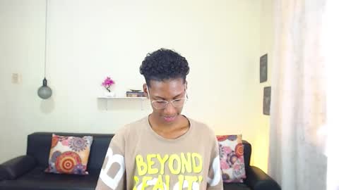 I am Maik online show from February 6, 2025, 7:40 pm