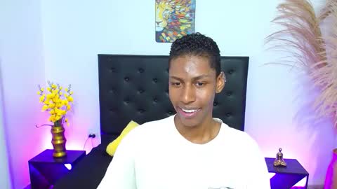 I am Maik online show from October 25, 2025, 2:56 pm