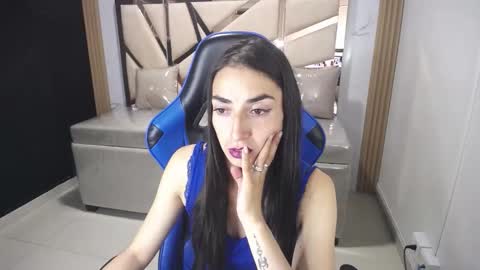 Maily online show from November 13, 2025, 3:05 am