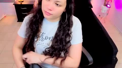 Snapshot of maite_stone1 chatting on October 23, 2025, 3:17 am MAITE STONE1 online show from October 23, 2025, 3:17 am