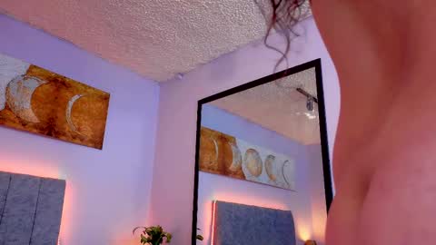 Snapshot of maite_stone1 chatting on October 30, 2025, 3:30 am MAITE STONE1 online show from October 30, 2025, 3:30 am