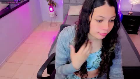 Snapshot of maite_stone1 chatting on December 14, 2025, 3:01 am MAITE STONE1 online show from December 14, 2025, 3:01 am