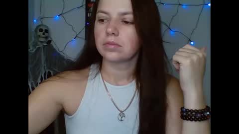 make_mesmile online show from October 30, 2025, 7:14 pm