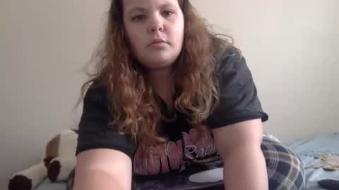 Snapshot of makemesquirt06 chatting on October 24, 2025, 6:15 pm makemesquirt06 online show from October 24, 2025, 6:15 pm
