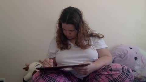 Snapshot of makemesquirt06 chatting on October 27, 2025, 6:12 pm makemesquirt06 online show from October 27, 2025, 6:12 pm