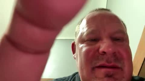 makeyousquirt1969 online show from November 27, 2025, 10:45 pm