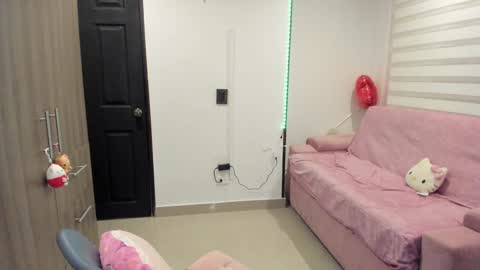 Snapshot of mal_norma chatting on February 4, 2025, 2:49 am Mal Norma online show from February 4, 2025, 2:49 am