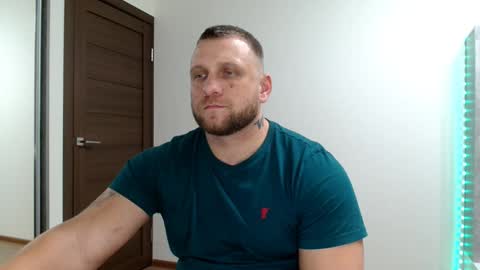 malchyshka online show from December 3, 2025, 7:56 pm