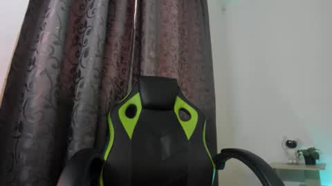 Snapshot of male_pussy chatting on September 14, 2025, 12:15 pm ADAM online show from September 14, 2025, 12:15 pm