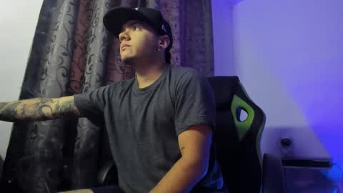 Snapshot of male_pussy chatting on September 16, 2025, 11:44 am ADAM online show from September 16, 2025, 11:44 am