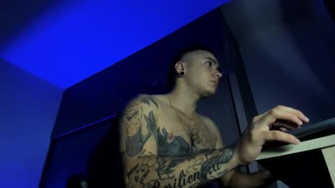 Snapshot of male_pussy chatting on November 9, 2025, 9:02 pm ADAM online show from November 9, 2025, 9:02 pm