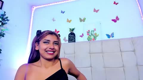 malenahot303av online show from September 10, 2025, 12:43 am