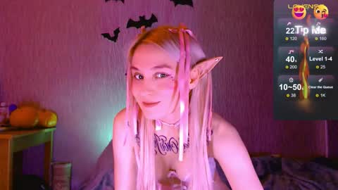 Mischelle online show from October 31, 2025, 3:29 am