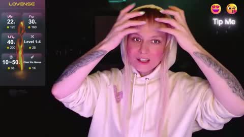 Mischelle online show from November 25, 2025, 9:59 pm