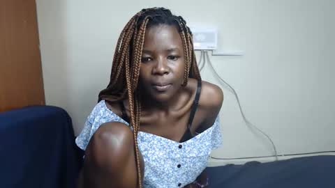 Snapshot of malia_latifa chatting on November 29, 2025, 1:30 am lati online show from November 29, 2025, 1:30 am