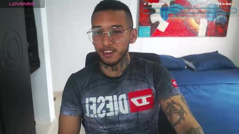 Snapshot of malikzzain chatting on October 31, 2025, 2:51 pm Zain Malik online show from October 31, 2025, 2:51 pm