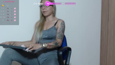 Malory  online show from December 2, 2024, 1:14 am