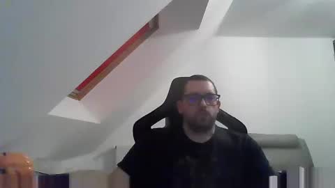 Snapshot of malou2927 chatting on January 5, 2025, 4:59 pm breton online show from January 5, 2025, 4:59 pm