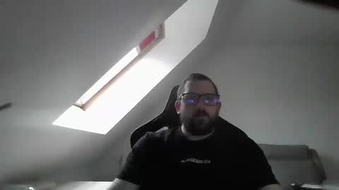 Snapshot of malou2927 chatting on February 26, 2025, 8:15 am breton online show from February 26, 2025, 8:15 am