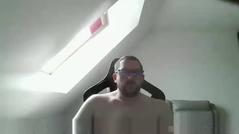 Snapshot of malou2927 chatting on October 29, 2025, 10:17 am breton online show from October 29, 2025, 10:17 am