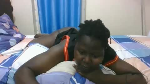 Snapshot of mamasita2023 chatting on January 20, 2025, 3:50 pm mamasita2023 online show from January 20, 2025, 3:50 pm