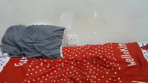 Snapshot of mamuuu_ chatting on December 3, 2025, 7:45 pm mamuuu_ online show from December 3, 2025, 7:45 pm