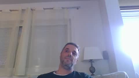 Snapshot of man211172 chatting on January 5, 2025, 2:41 pm man211172 online show from January 5, 2025, 2:41 pm