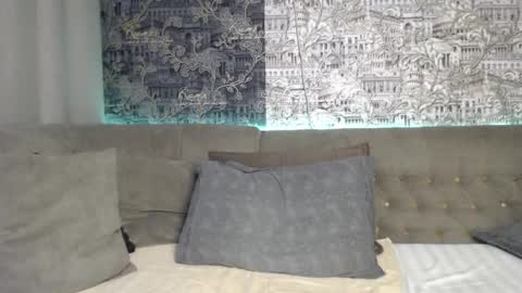 Mandy  online show from February 6, 2025, 1:32 pm