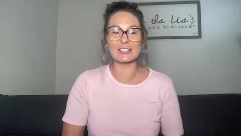 Mandy online show from November 6, 2025, 6:09 pm