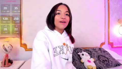 Snapshot of manelyk_evanss chatting on September 22, 2025, 11:12 am manelyk_evanss online show from September 22, 2025, 11:12 am