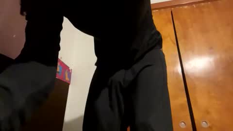 Snapshot of manman504 chatting on December 3, 2025, 9:18 am manman504 online show from December 3, 2025, 9:18 am