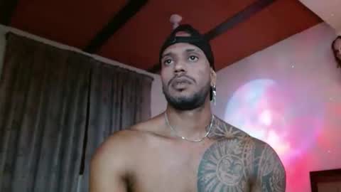 Manolo online show from November 20, 2025, 3:23 pm