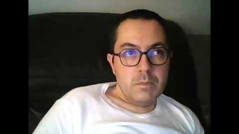 Snapshot of manu5933 chatting on January 9, 2025, 4:17 pm manu5933 online show from January 9, 2025, 4:17 pm