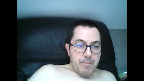 Snapshot of manu5933 chatting on March 1, 2025, 1:29 pm manu5933 online show from March 1, 2025, 1:29 pm