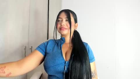 Snapshot of manuela_anderson chatting on September 21, 2025, 3:13 pm MANUELA online show from September 21, 2025, 3:13 pm