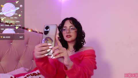 Snapshot of manumeow_ chatting on December 17, 2024, 12:12 am Manu online show from December 17, 2024, 12:12 am