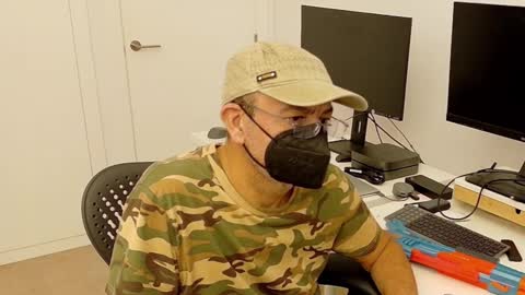 Snapshot of manup1977 chatting on November 4, 2025, 2:10 am manup1977 online show from November 4, 2025, 2:10 am