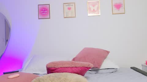 Snapshot of mar_333 chatting on February 26, 2025, 2:48 am online show from February 26, 2025, 2:48 am