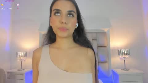 Mara online show from December 11, 2024, 3:24 am