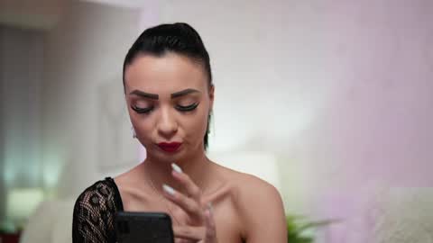  Mara  online show from February 3, 2025, 3:31 am