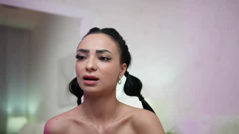  Mara  online show from February 25, 2025, 4:57 am