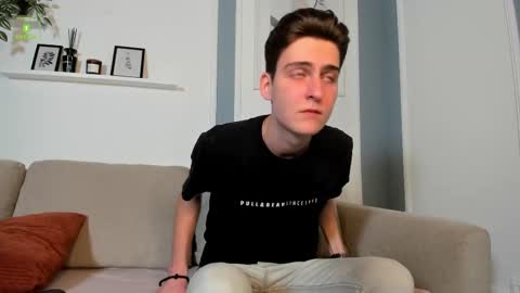 Snapshot of marcel_huber chatting on October 1, 2025, 4:24 pm Marcel online show from October 1, 2025, 4:24 pm