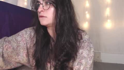 Snapshot of marceline_uu chatting on December 18, 2024, 7:30 pm M A R C I online show from December 18, 2024, 7:30 pm