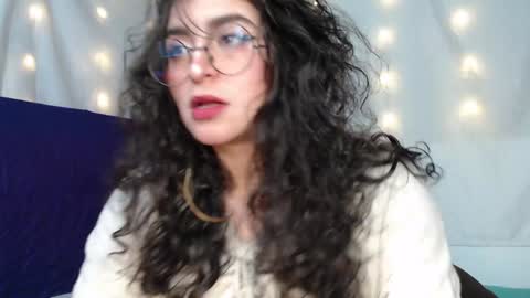 Snapshot of marceline_uu chatting on December 19, 2024, 6:56 pm M A R C I online show from December 19, 2024, 6:56 pm