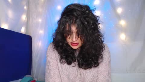 Snapshot of marceline_uu chatting on December 21, 2024, 9:15 pm M A R C I online show from December 21, 2024, 9:15 pm